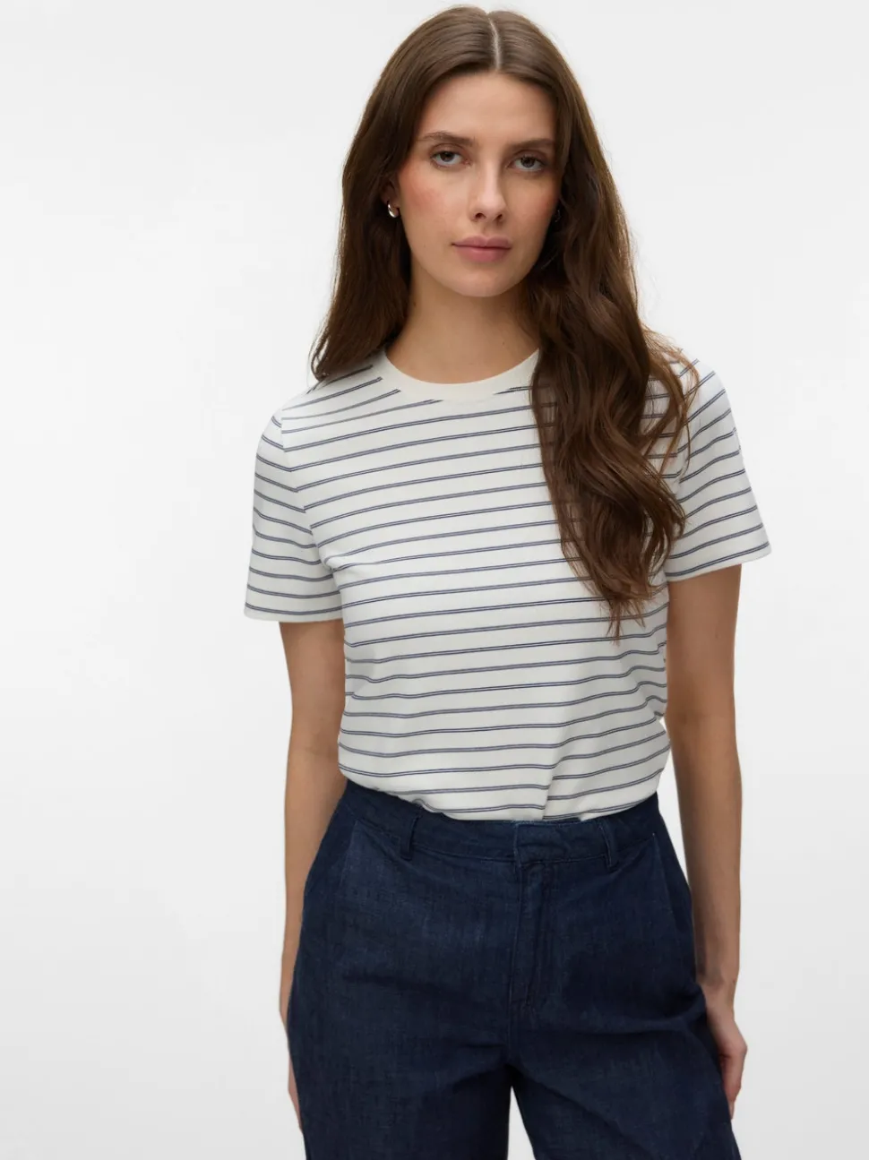 AWAVANI T-shirts