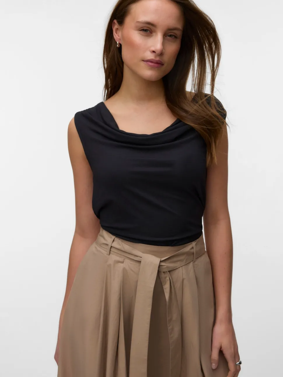 AWBREA Top