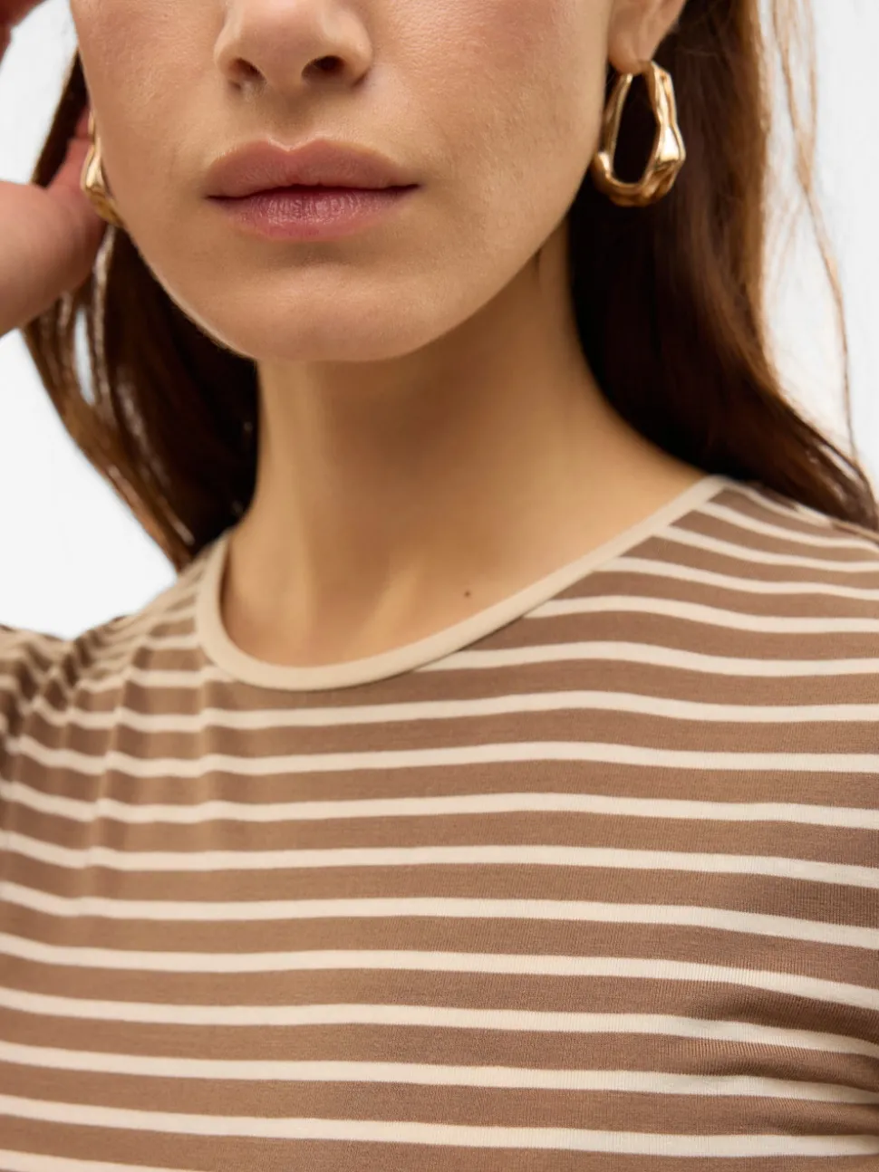 AWINES Top