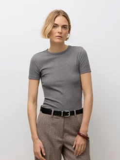 AWIRWINA Top