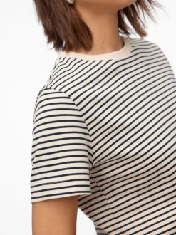 AWJADA T-shirts