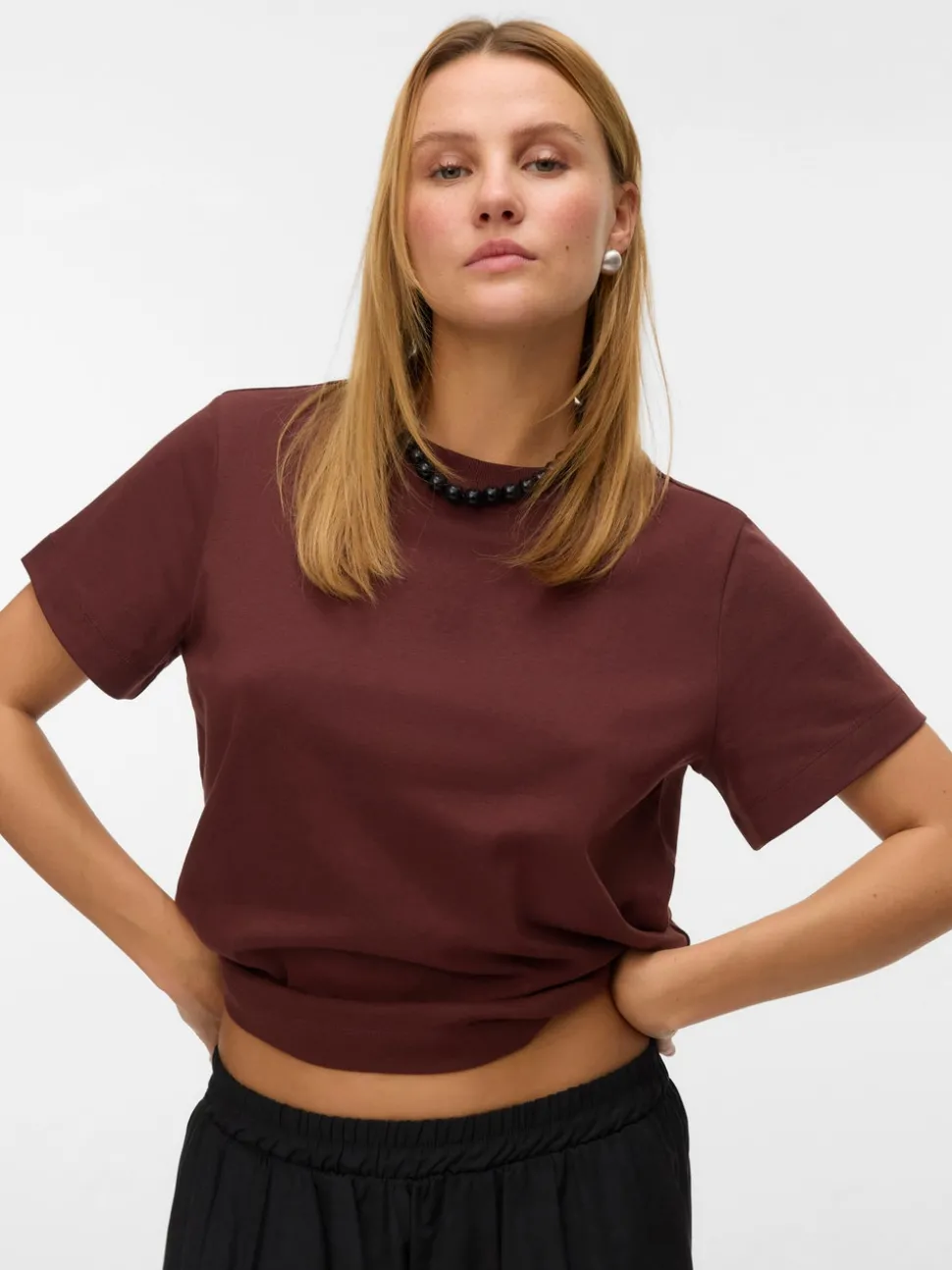 AWNAIMA T-shirts