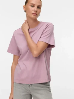 AWNAIMA T-shirts
