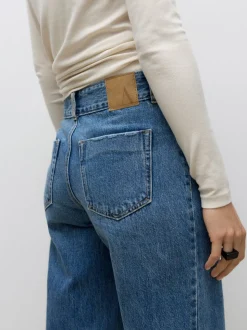 AWRENA Mid rise Wide leg fit Jeans