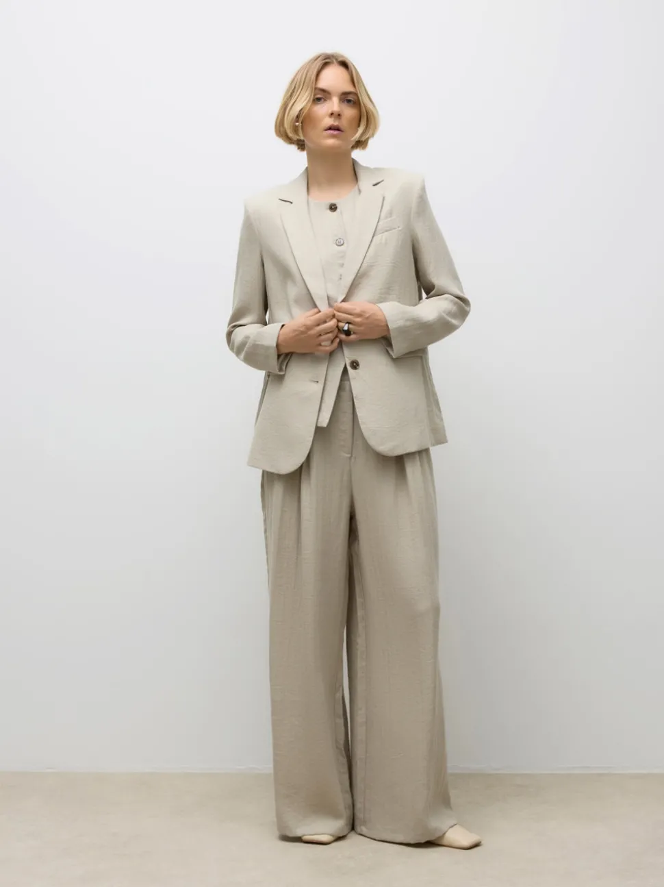 AWSIGA Blazer