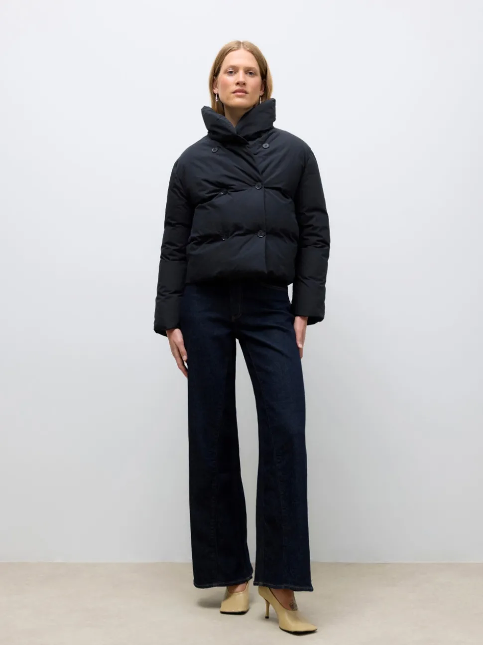 AWUMAMI Puffer jacket