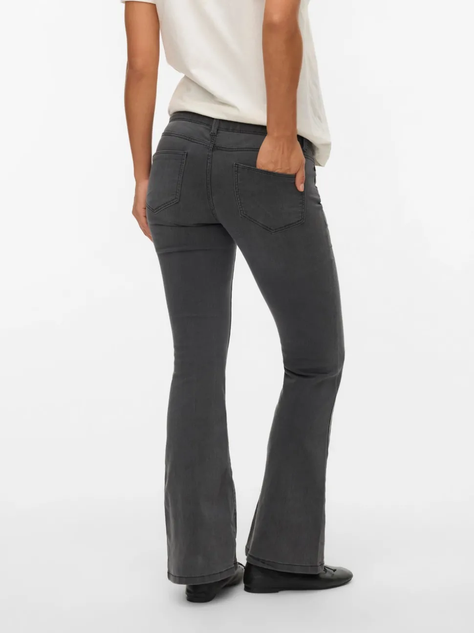 Flared fit Jeans