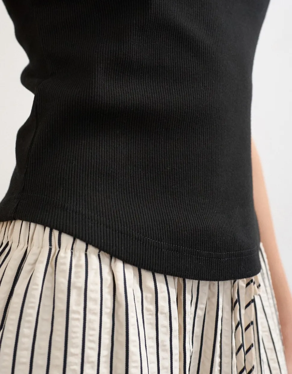 TSALFRIDA Top