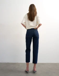 TSRUNWAY Mid rise Straight fit Jeans