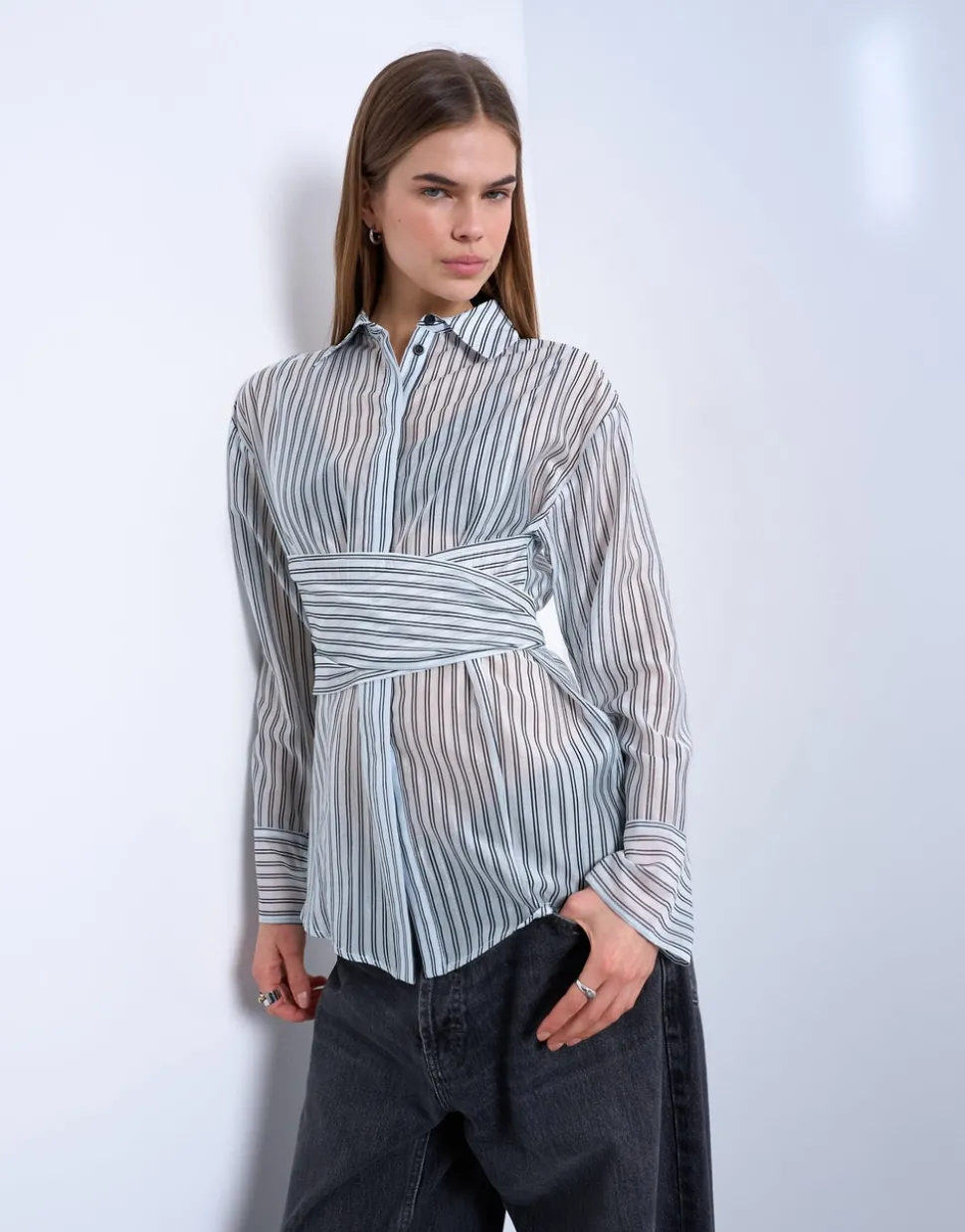 TSYARA Top
