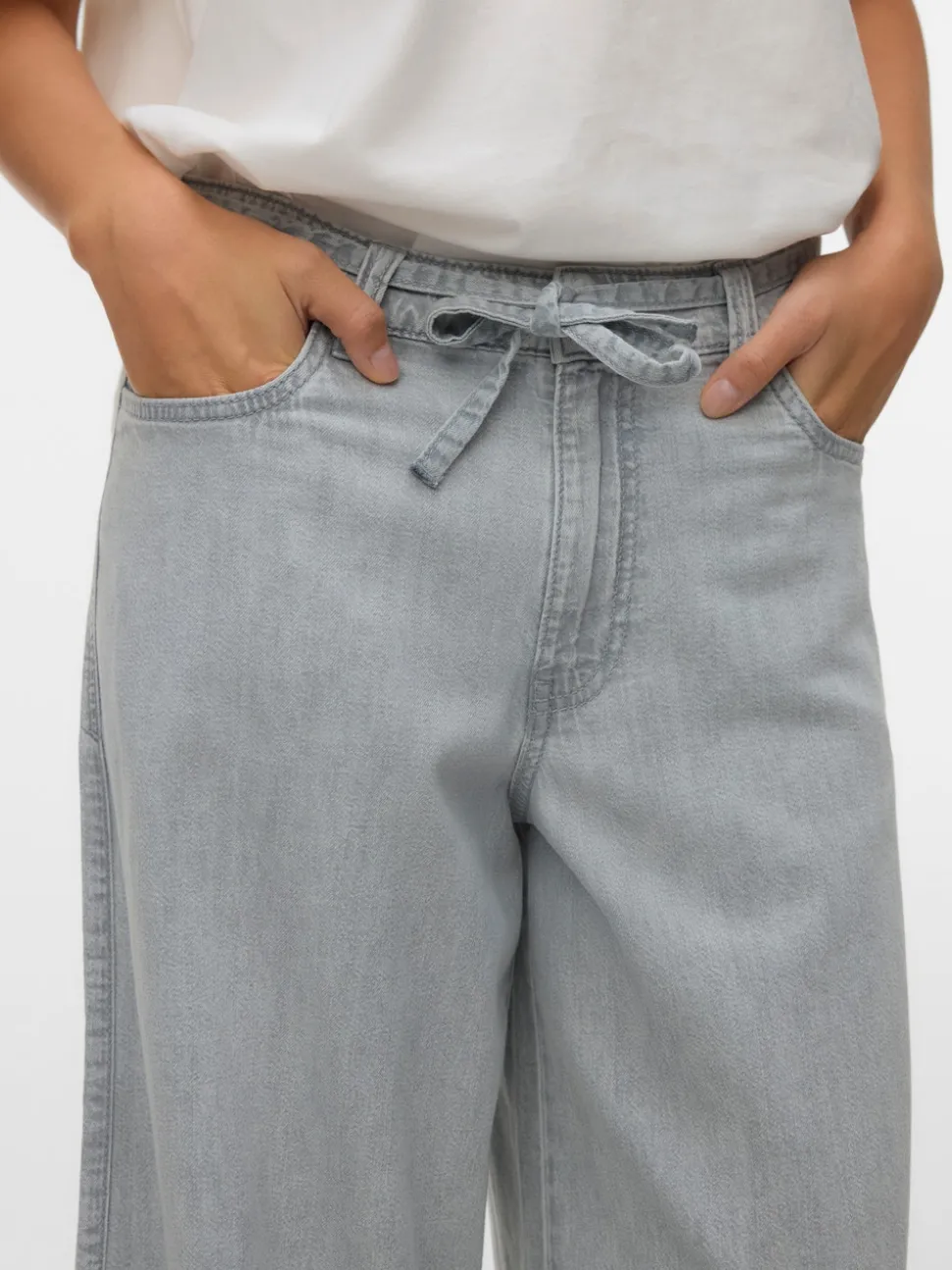 VMAISA Mid rise Wide leg fit Jeans