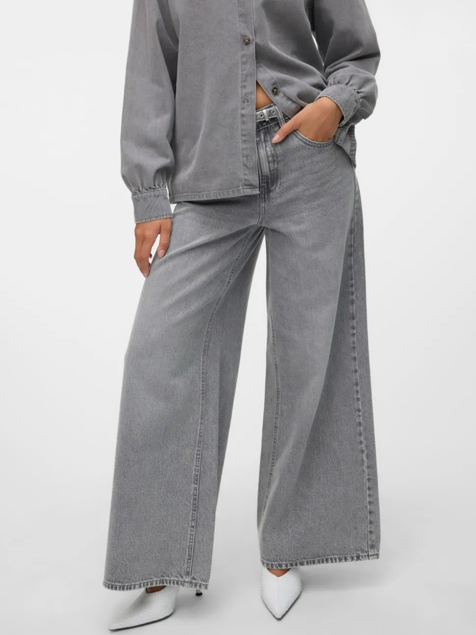 VMANNET Mid waist Wide leg fit Jeans