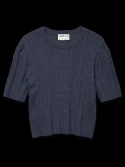 VMANNIKA Top