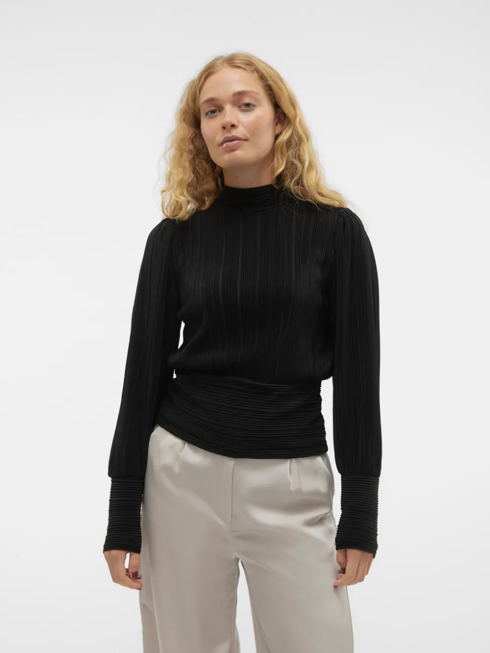 VMAURORA Top