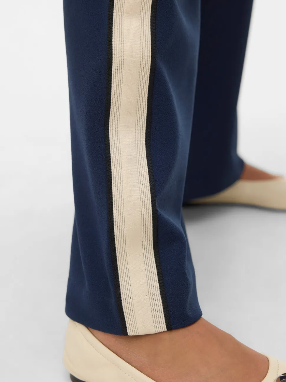 VMBERLIN Mid waist Broek