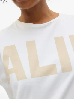 VMELY T-shirts
