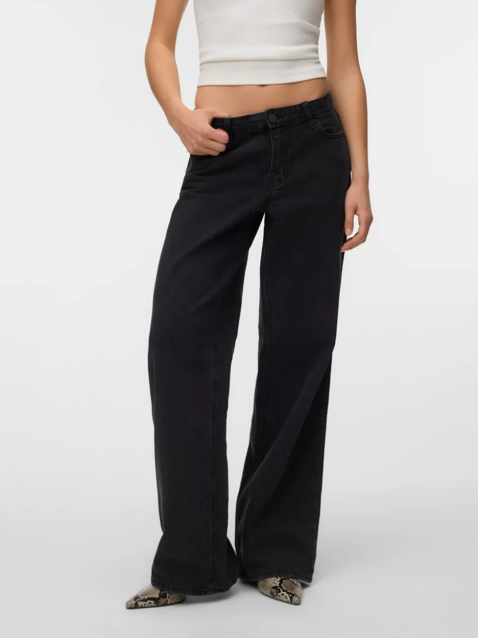 VMFAYE Low rise Wide leg fit Jeans