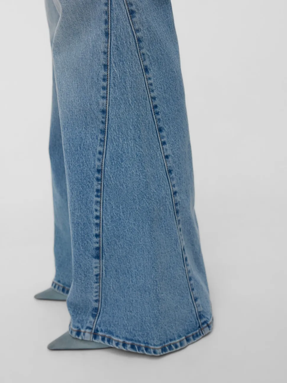 VMINDIA High rise Flared fit Jeans