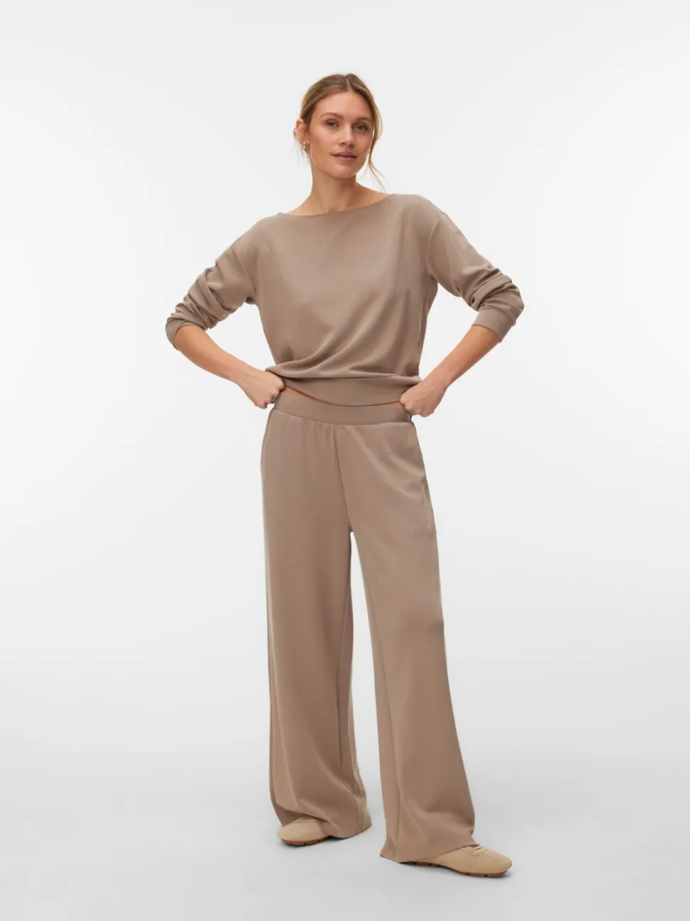 VMJULIA Top