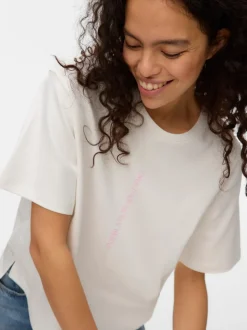 VMKIRA T-shirts