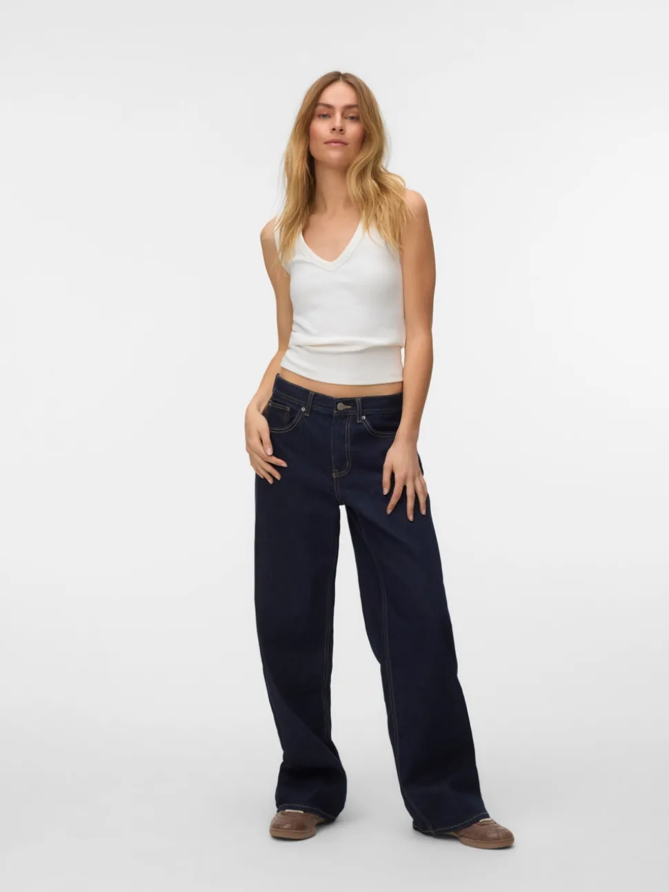 VMLULLU Low waist Wide leg fit Jeans
