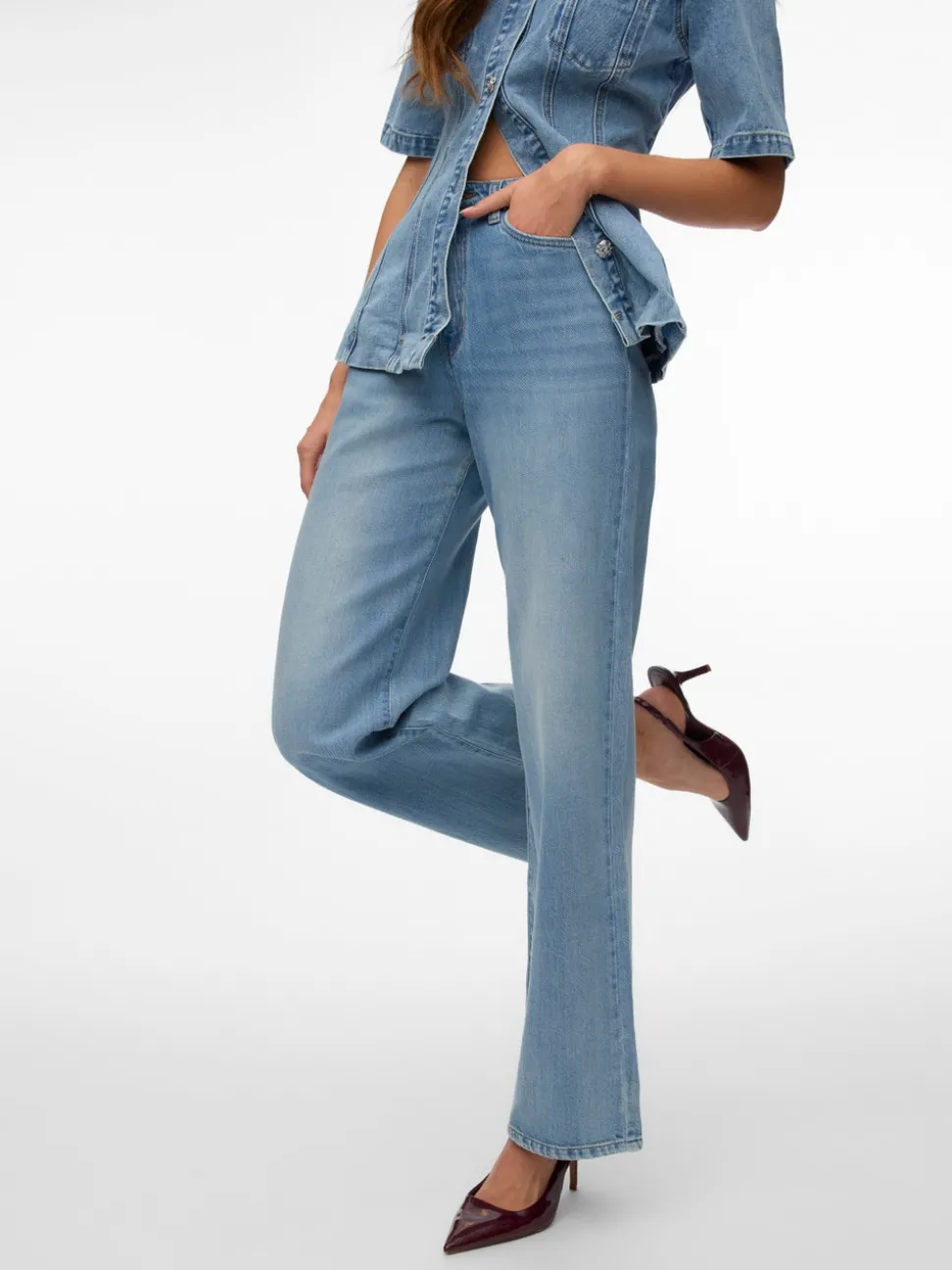 VMVEGA High rise Wide leg fit Jeans