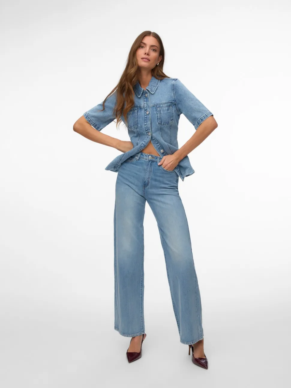 VMVEGA High rise Wide leg fit Jeans