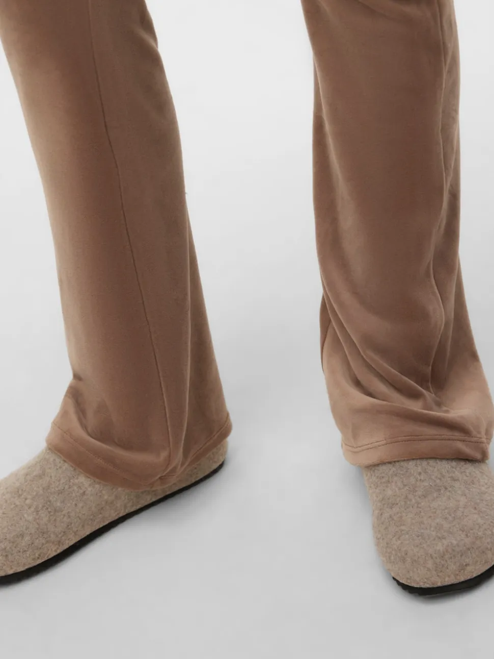 VMVELVET Mid waist Broek
