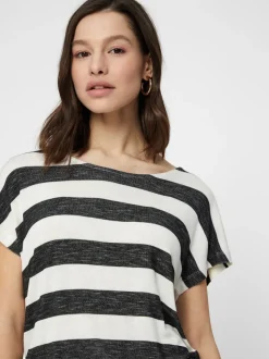VMWIDE T-shirts